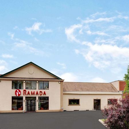 Ramada By Wyndham Flemington Hotell Eksteriør bilde